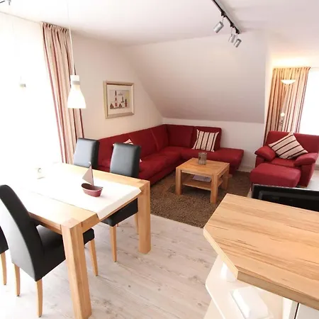 Haus Heckenrose Whg 1 Og Appartement *